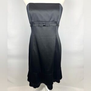 Laundry By Shelli Segal Strapless Black Cocktail Dress Bow Pleated Hem Size 10